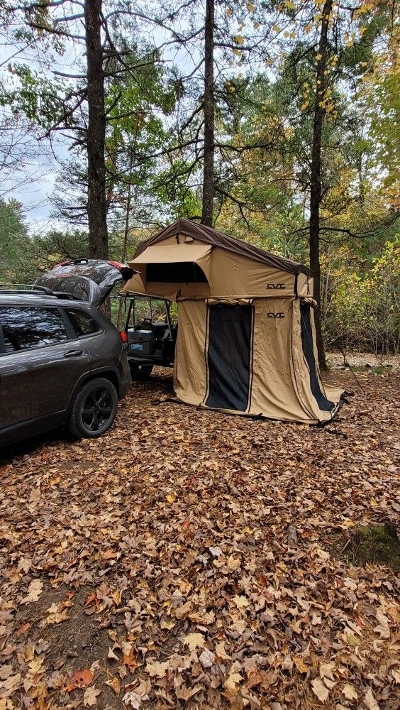 CVT Mt. Shasta Roof Top Tent With Awning And Annex