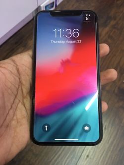 iPhone X 64GB Factory Unlocked Excellent Condition With Free Charger