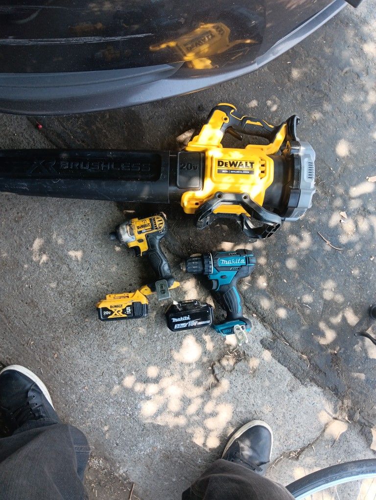 Dewalt Blower & Drill  Dewalt Impact & Makita Drill