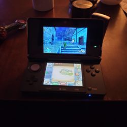 Nintendo 3ds With Zelda Game