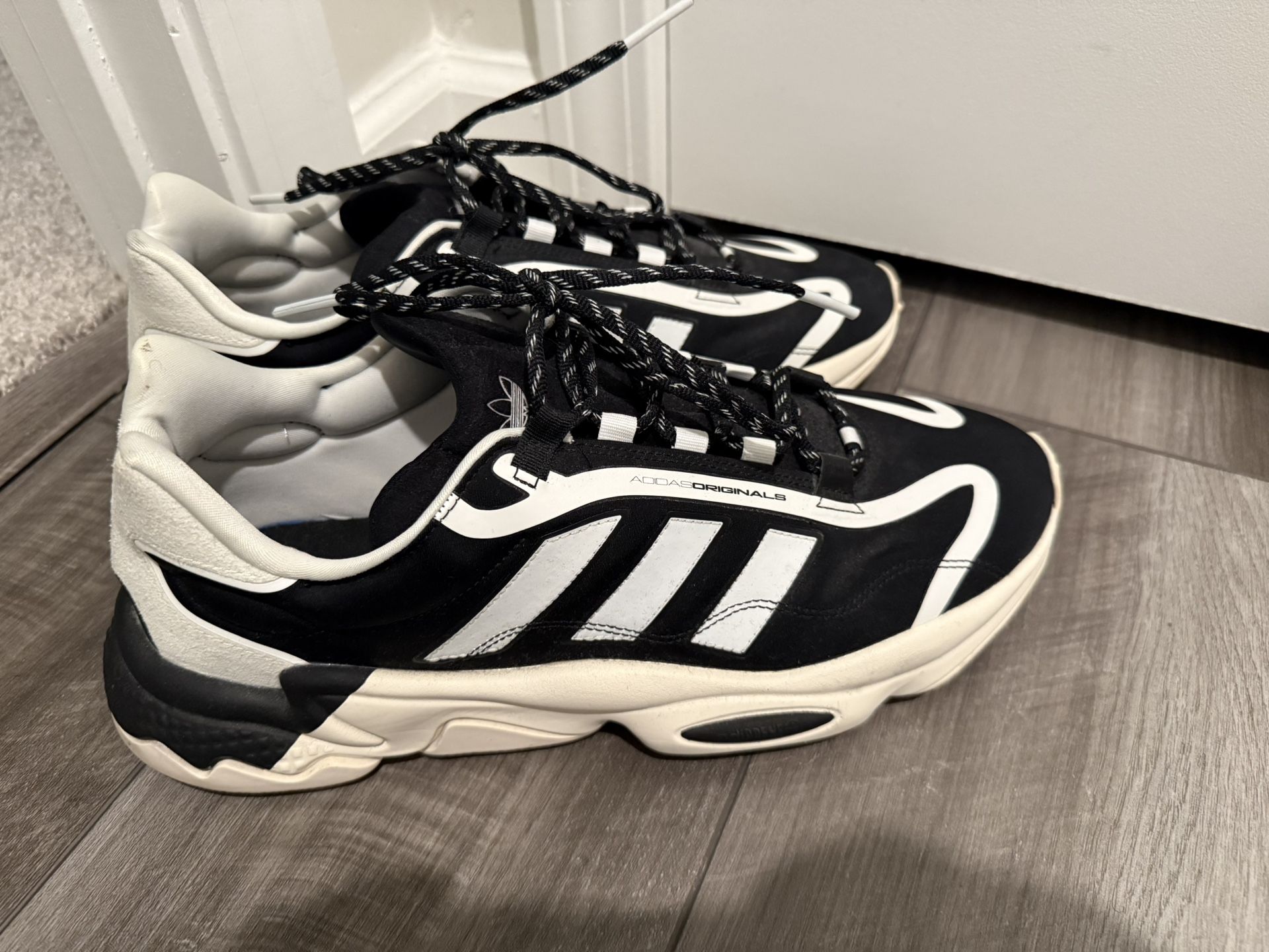 Adidas ozweego