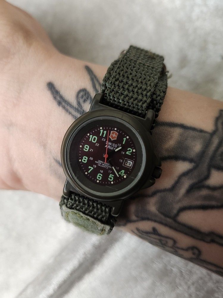 Victorinox swiss army watch