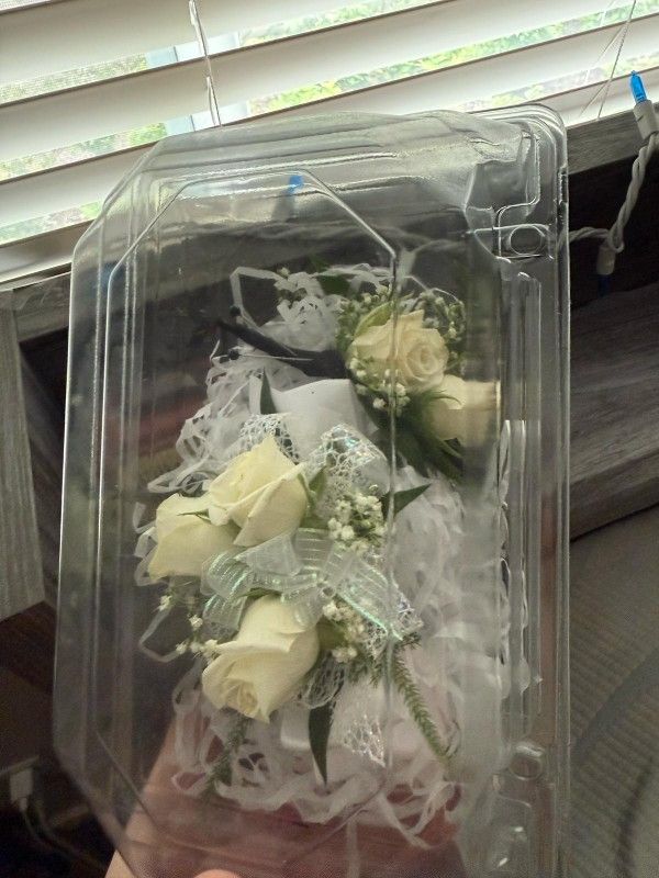 Corsage And Mens Flower For Prom