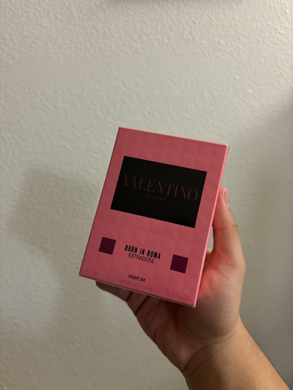 Valentino Donna Born in Roma Extradosé Parfum 100 ml / 3.4 fl oz – Brand New & Sealed