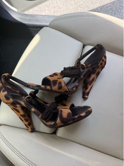 YSL heels size 35