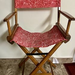 Directors Chair - Portable And Foldable