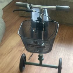 Knee Scooter 