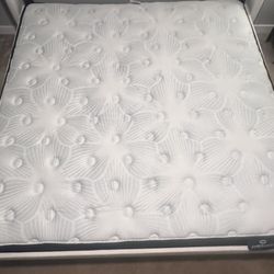 Brand New King Serta Mattress – $1,000 (Retail $1,499)