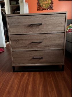 3 Drawer Dresser