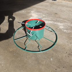 Yard Butler Xmas Tree Stand 6'-11'. All Metal! Very Sturdy!