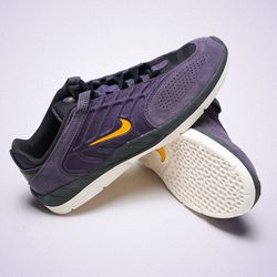 *** NEW ** Men's Nike SB Vertebrae * size 10 purple MSRP $85+