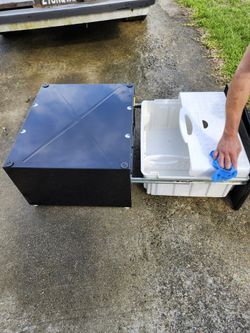 Kenmore/whirlpool Pedestal