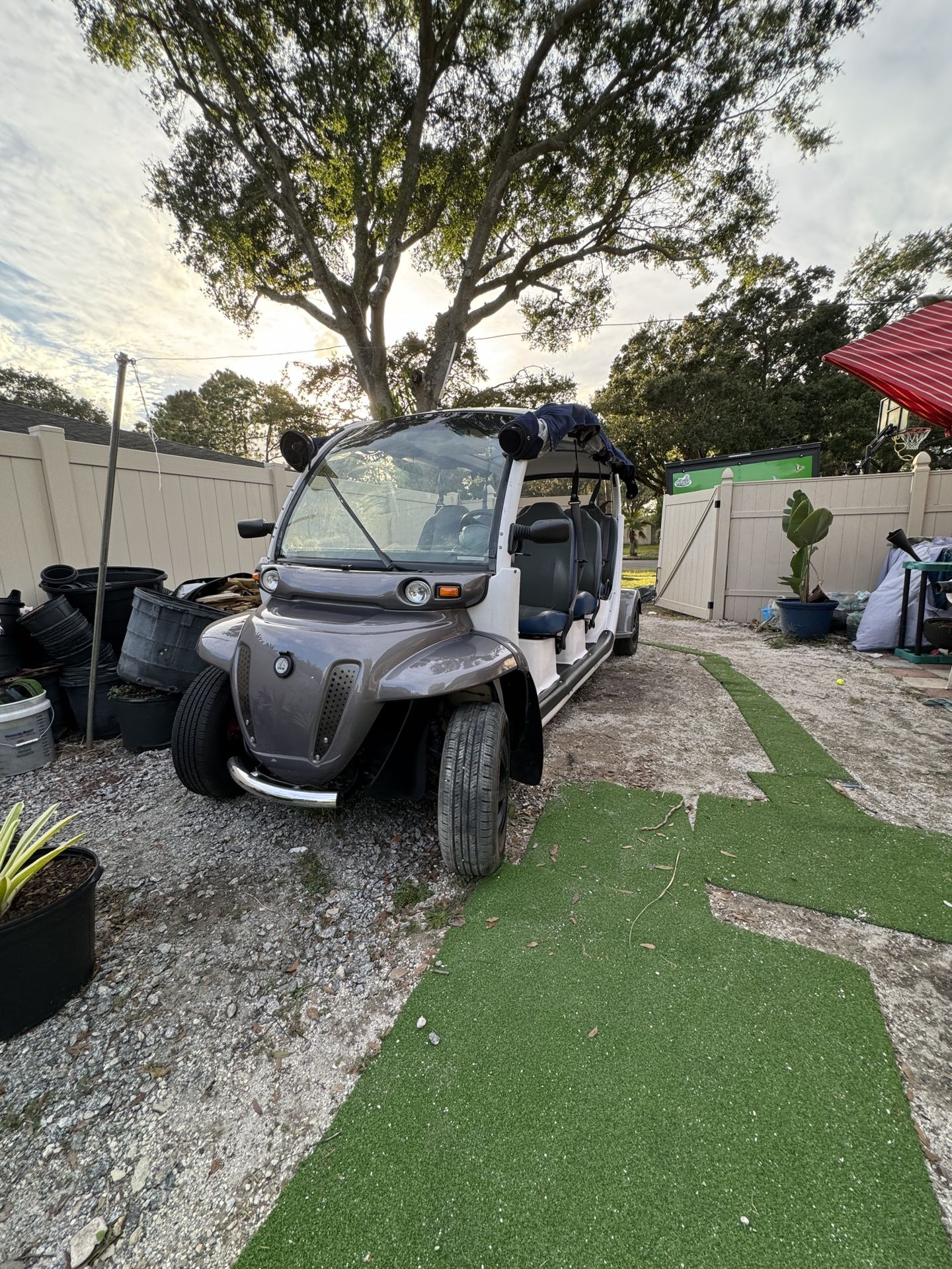 GEM Polaris E6 electric car