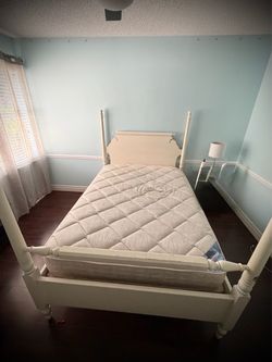 Full/Double four poster bed frame