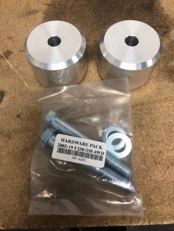 2005-19 Ford F-250/350 4WD 2” Lower Leveling Kit Installed