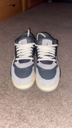 Selling air Jordan 4 rm iron gray