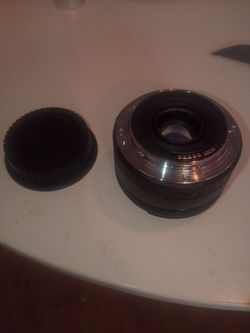 Canon EF 50mm f/1.8 STM lens