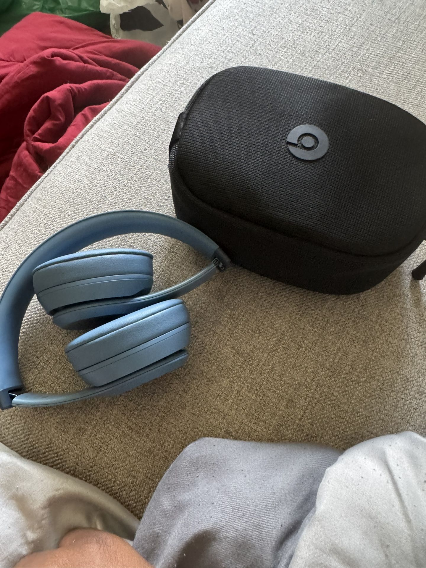 Beats Solo 4