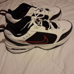 Nike Monarch Tennis Shoes 11.5