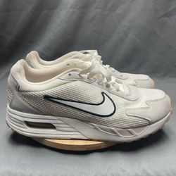 Men’s Nike Air Max Solo - Size 8.5M