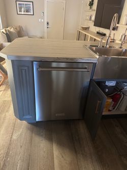 KitchenAid Stainless Steel Built-In Dishwasher
