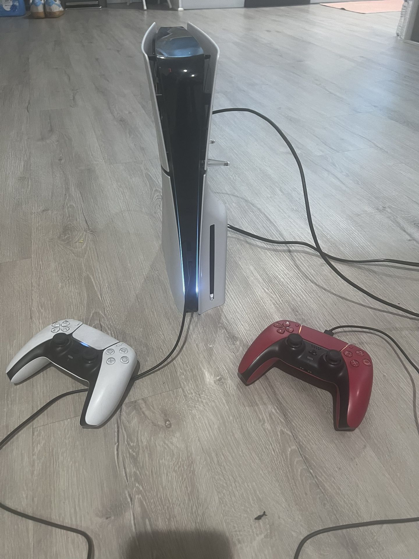 Slim Ps5 Disk Version 1tb With Two Controllers And Game