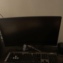 MSI Curved 27” Monitor 