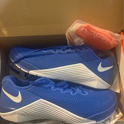 Mens Nike running shoes
