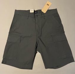 Levi’s Men’s Carrier Cargo Shorts Charcoal Grey Brand New DS