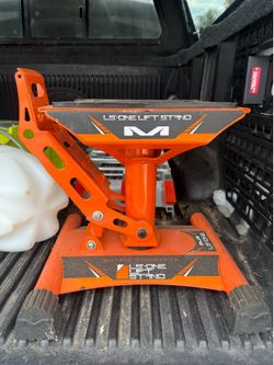 Motorcycle lift/ stand HEAVY DUTY