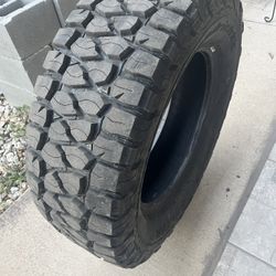 I Tire 295/65/20 Bf Goodrich 