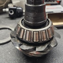 Ford 9.75 rear axle limited slip carriers and 3.55 gear set