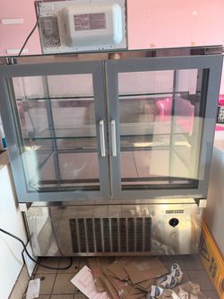 Cake glass cooler
