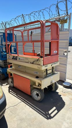 19’ ELECTRIC SCISSOR LIFT 3500.00
