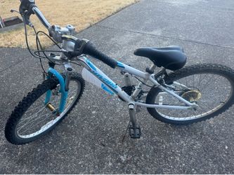 Bicycle Moxie Novara