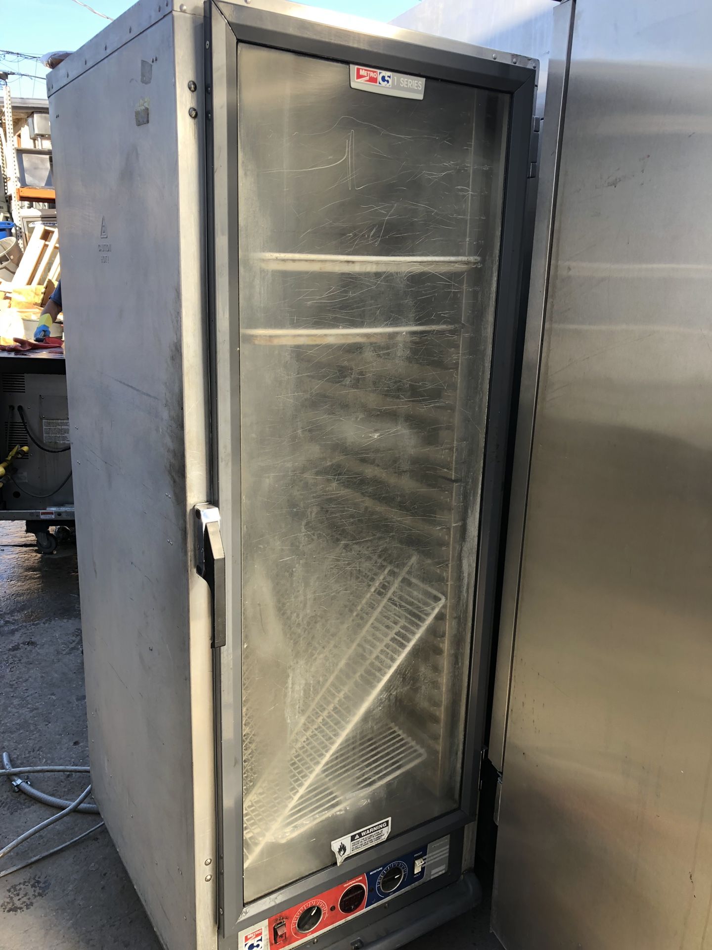 Used Metro C519 full size holding/proofing cabinet