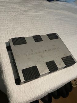 Amplifier. Power acoustik edge 1500w