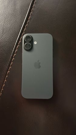 iPhone 17