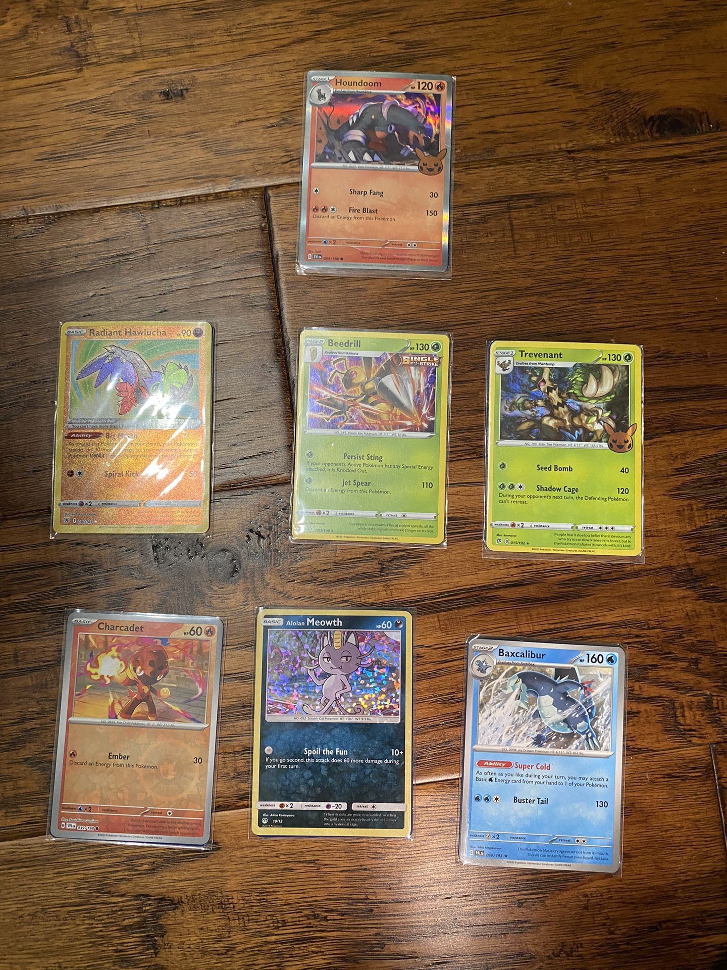 17 Pokémon Cards