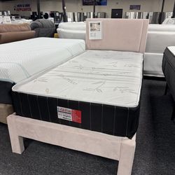 Twin Size Mattress. 🚚WE DELIVER🚚