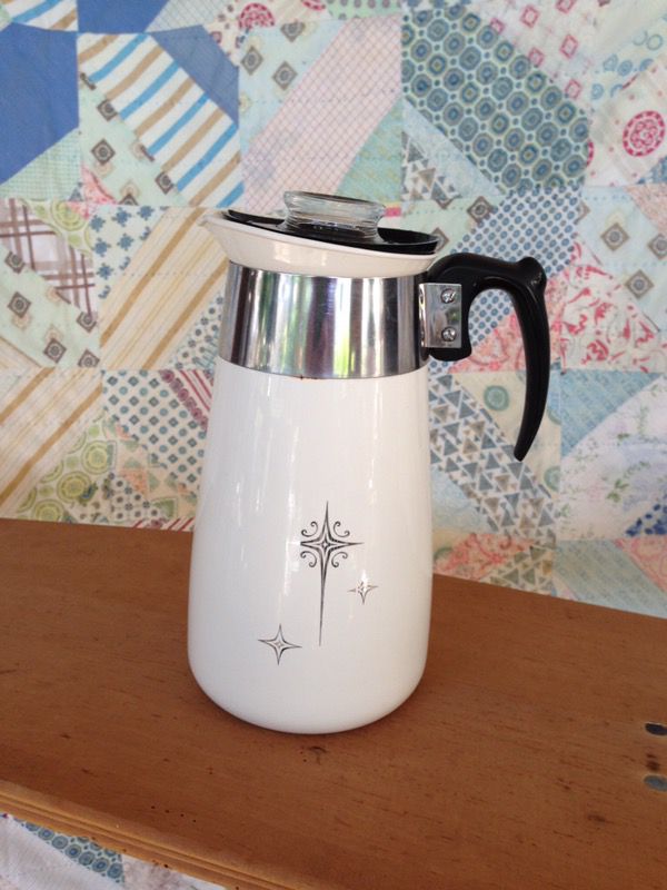 Hard to fine corning Ware “Starburst” Pattern, 8 cup percolator coffee pot  for Sale in Lutz, FL - OfferUp