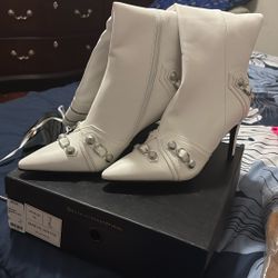 Azalea Wang Boots Size 10
