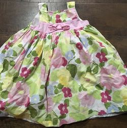 2T girls dress excellent condition