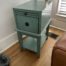 Wood End Table with Drawer