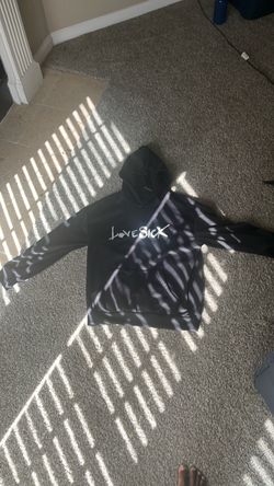 LoveSick Black Graphic Hoodie size M in excellent condition