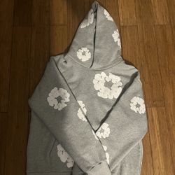 Brand new with no tags ,size medium , grey denim tears 