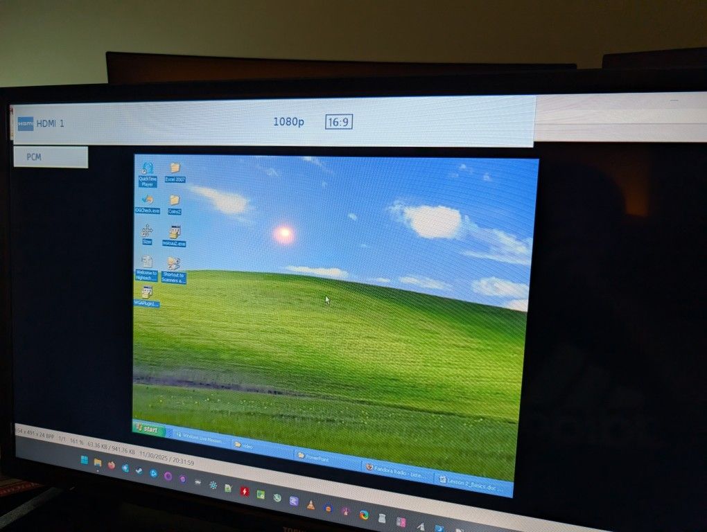 32" Toshiba LED TV (HDMI) - Perfect for Garage / Spare Room 1080p