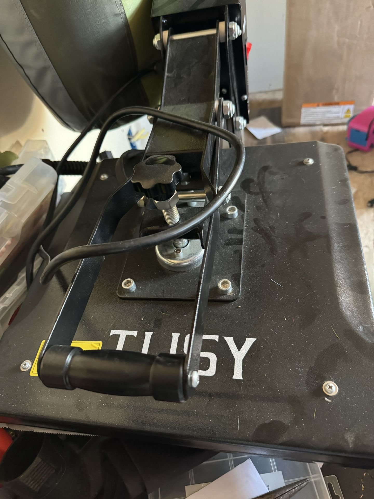 Tee Shirt Press Works Great