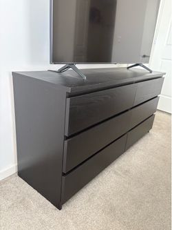Mueble con gavetas IKEA