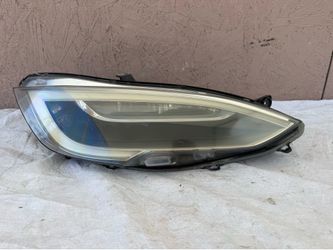 2016 - 2020 TESLA MODEL S HEADLIGHT RIGHT SIDE -  PASSENGER SIDE 1053571-00